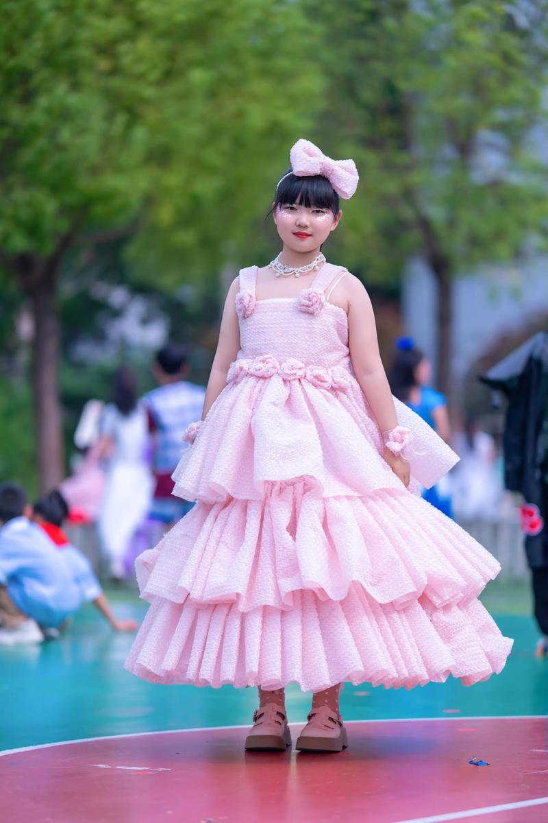 儿童服装秀视频2026